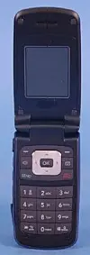 3G LG clamshell opened for scrutiny