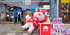 Huawei franchise store on a commercial street in chengdu