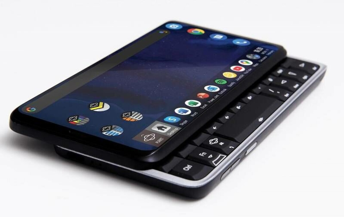 Backers of Planet Computers' Astro Slide 5G phone furious after