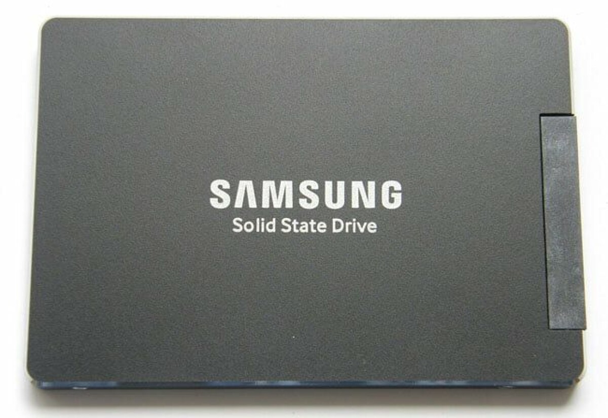 On test: Samsung 845DC EVO 3-bit Toggle MLC and 845DC PRO 3D V