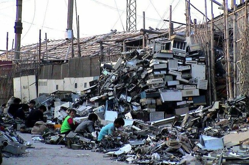 AI boom could leave an e-waste trail that wraps 6 times around Earth