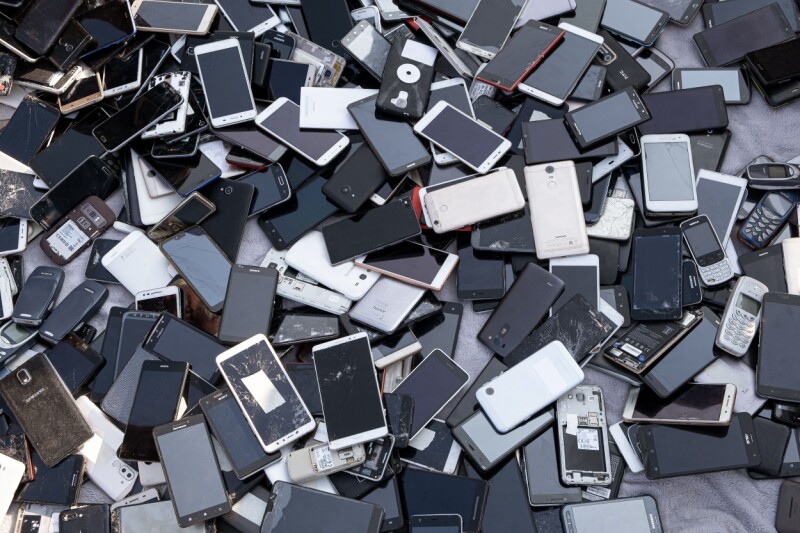 Web app turns your old phone into a new smart display