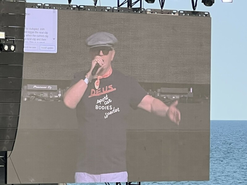 Brighton gig screen goes One Step Beyond with an update pop-up